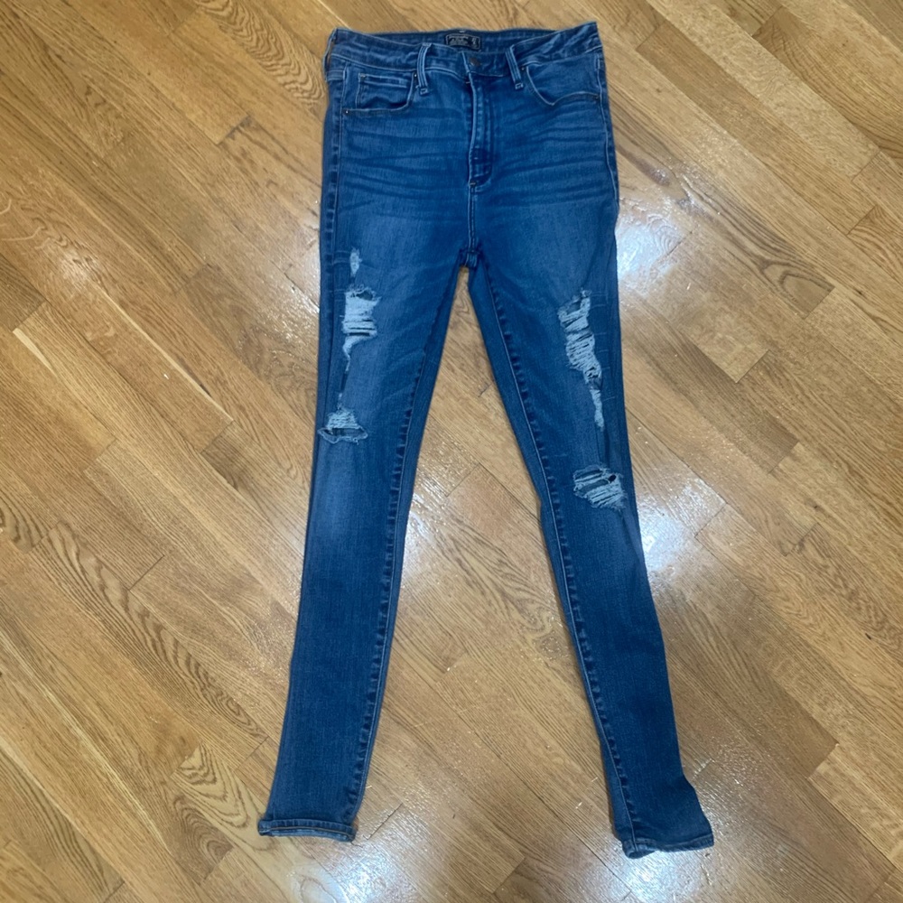 AF high rise jeggings with rips rise jeans